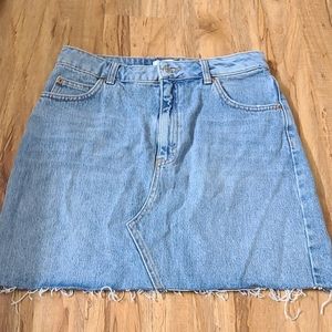Topshop Denim Fray Skirt Size 6